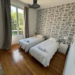 Holiday home Large House With Garden *